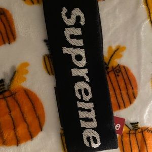 Supreme headband